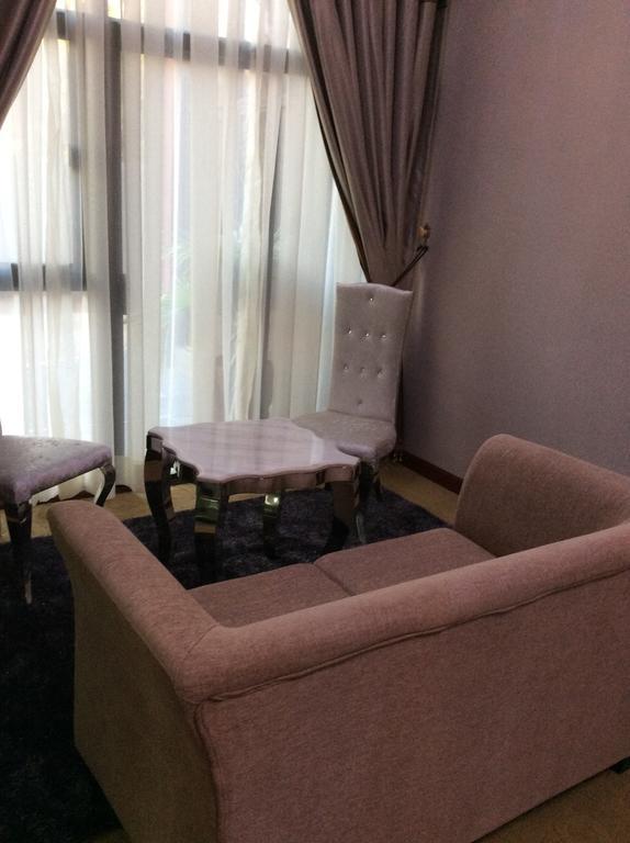 Sherbourne Hotel Kitwe Экстерьер фото