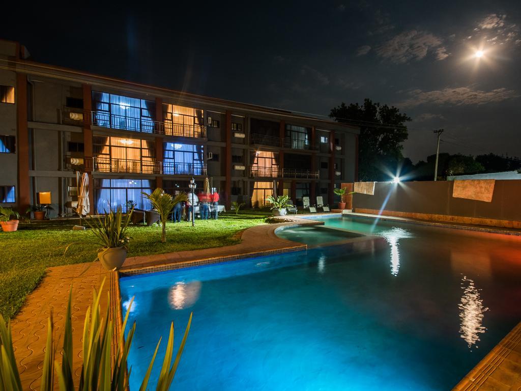 Sherbourne Hotel Kitwe Экстерьер фото