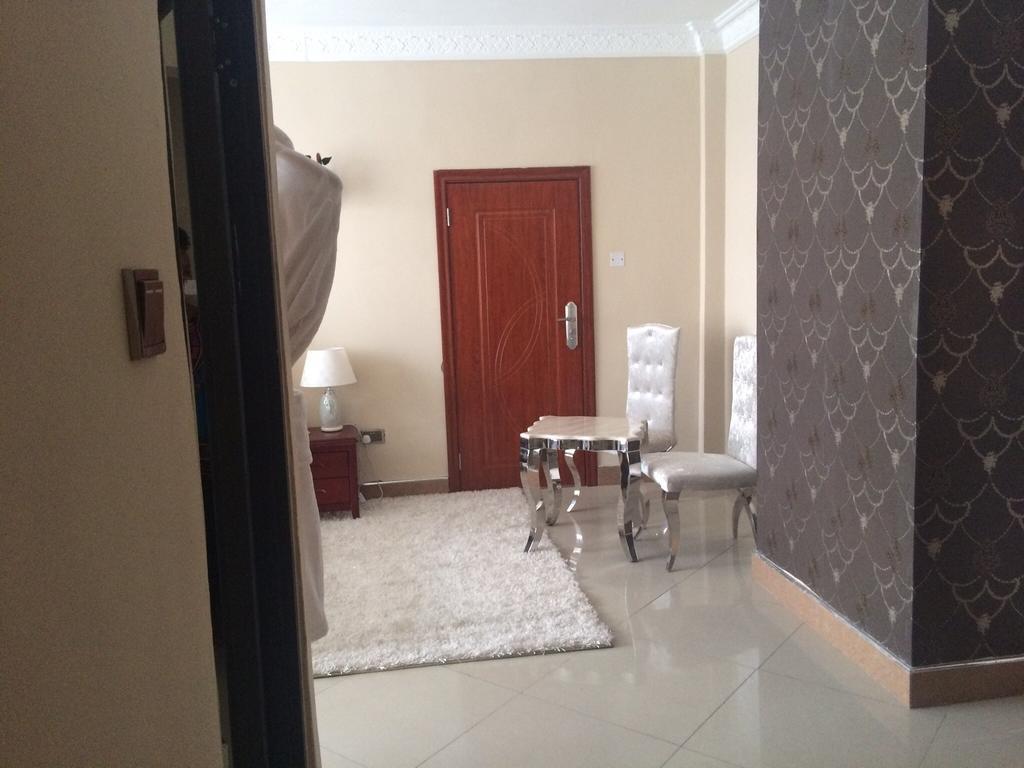 Sherbourne Hotel Kitwe Экстерьер фото